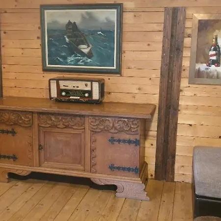 Nyaraló Log Belgrád